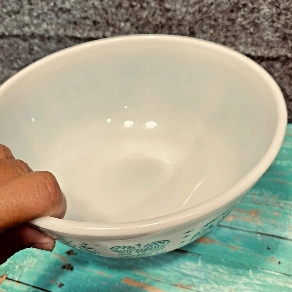Vintage Pyrex 403 Turquoise Amish Butterprint 2.5 Qt Mixing Bowl USA 1957-1968